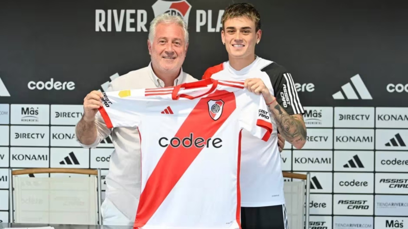 River presentó a su primer refuerzo de la temporada