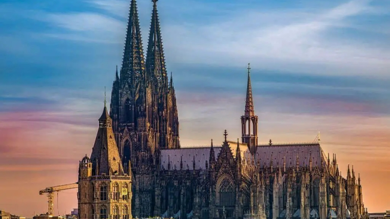 Religión, leyenda y patrimonio cultural