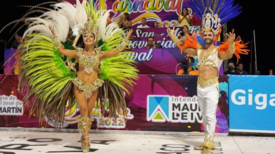 Con augurio de brillo y belleza comienzan los corsos en la Capital del Carnaval