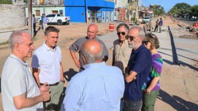 Nikisch recorrió junto a Zdero las obras de la avenida 9 de julio