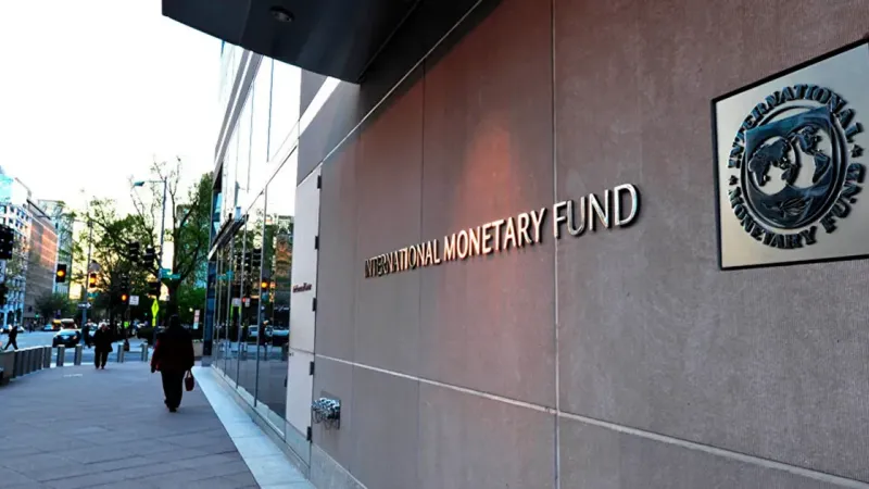 El Banco Central necesita 1.200 millones de dólares más de reservas para cumplir la meta con el FMI