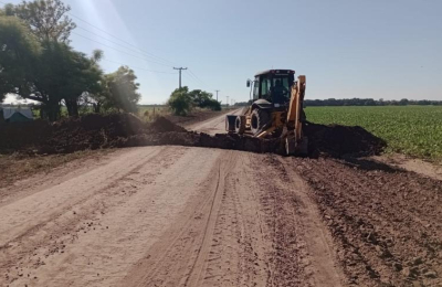 Trabajos en el Sudoeste provincial para poner a punto caminos rurales