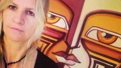 Mónica Vakaruk, artista visual que pone en alto a las mujeres villangelenses en el arte