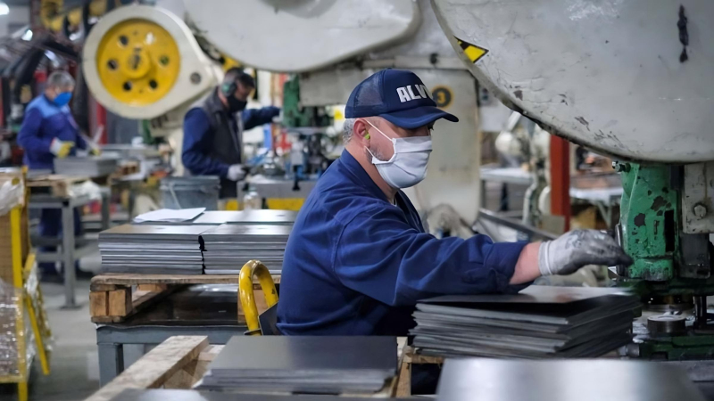 El gobierno quitará subsidios a pymes, industrias y comercios