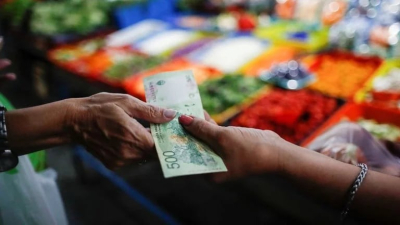 Una familia debe ganar $690.000 para no ser pobre en la Argentina