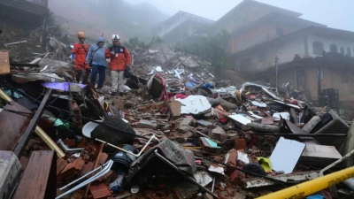 Decenas de muertos por intensas lluvias en el sudeste