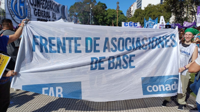 Universitarios continúan su plan de lucha