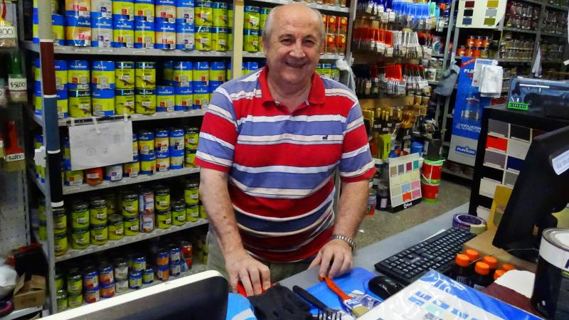 Pese a ventas y ganancias en baja, algunos comerciantes mantienen el optimismo