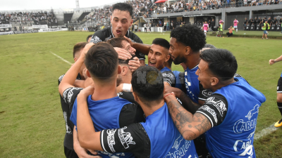 Victoria de For Ever en el debut de Raúl Valdez