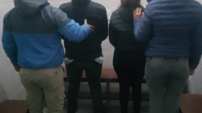 Estacionó su camión para almorzar y una pareja le robó tres millones de pesos