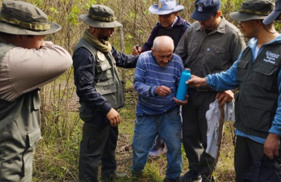 Estuvo extraviado en el campo, durmió a la intemperie y lo rescataron sin un rasguño
