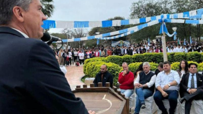 Pampa del Infierno alberga el acto central por la Revolución de Mayo