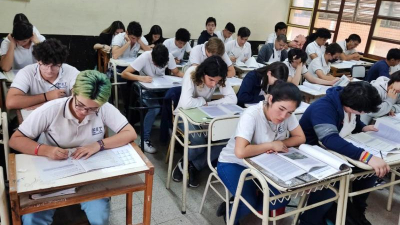 El 80% de los alumnos secundarios quiere seguir estudiando pero solo la mitad lo hace