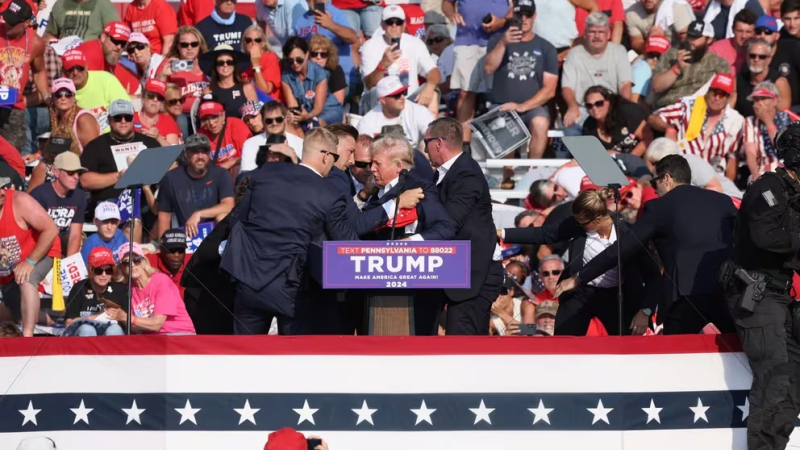 Donald Trump herido por un disparo durante un evento de campaña