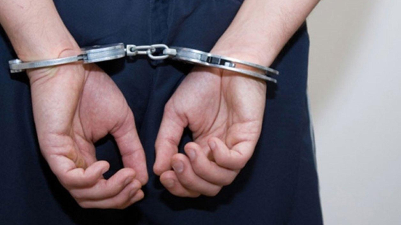 Pese a tener prohibición de acercamiento, fue a la casa de su expareja y la amenazó