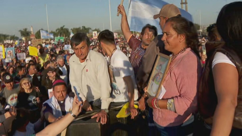 Masiva marcha en Corrientes: los papás de Loan, Burlando y los vecinos reclamaron justicia
