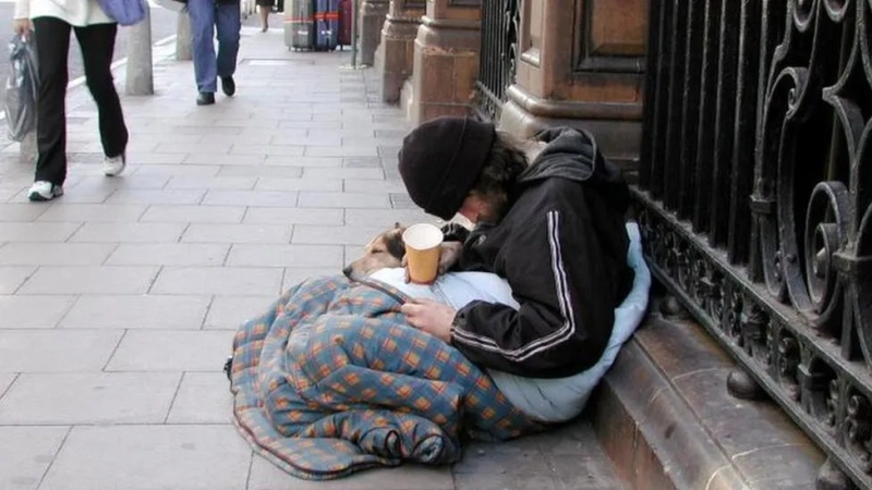 Los que compiten por un lugar en el podio y los que sueñan con salir a la calle
