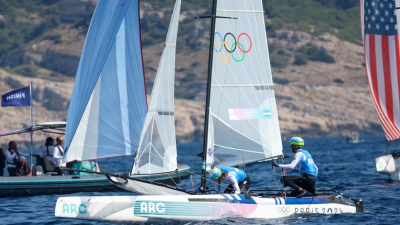 Argentina sumó otra medalla en París 2024: la dupla Eugenia Bosco-Mateo Majdalani ganó la de plata en vela