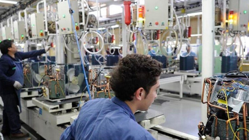 Ocho de cada diez empresas bajaron su producción