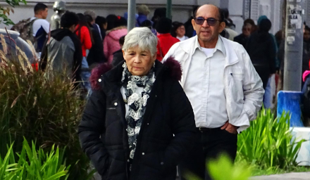 señora frio.JPG copy