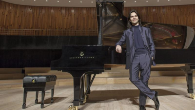 "Regalarse un momento con la música es salud espiritual"