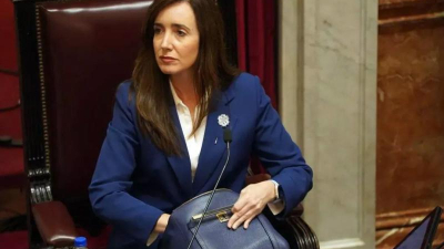 Golpeados, senadores darán marcha atrás con el aumento de sus dietas