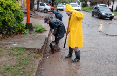 Intensa lluvia puso a prueba los desagües de Resistencia