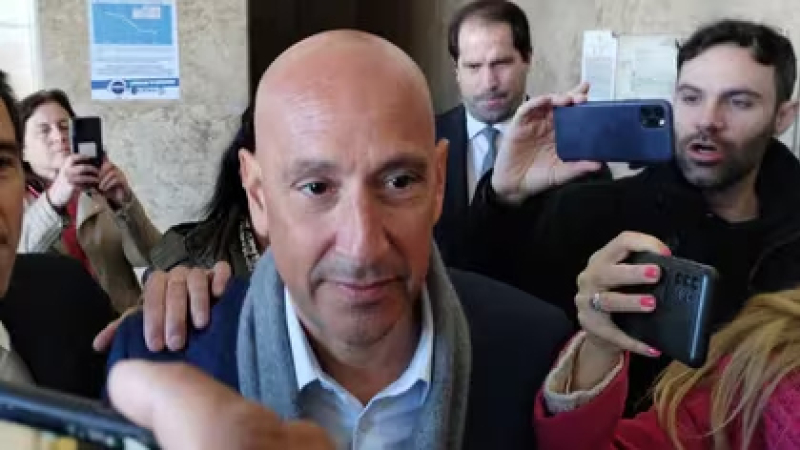 Saavedra declaró que le vio a Yañez un moretón, pero que le dijeron que fue un "golpe involuntario"