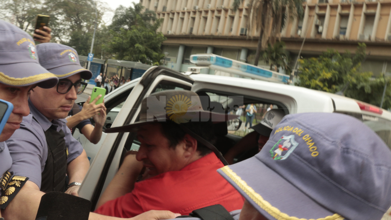 Detuvieron a Tito López en medio de un clima de alta tensión