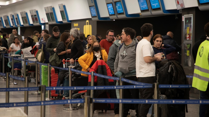 Gremios aeronáuticos lanzan un paro de 24 horas desde este viernes al mediodía