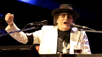 Lo nuevo de Charly García: "La lógica del escorpión"
