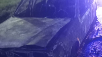 Circulaba con su pareja e hijos por ruta 16 y se le incendió el auto
