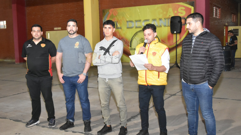 Socios e hinchas del club Sarmiento reclaman respuestas ante compleja situación institucional