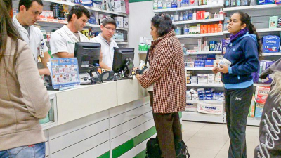 La demanda en las farmacias chaqueñas se mantiene, pese a los altos precios
