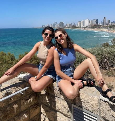hermanas 1.jpg