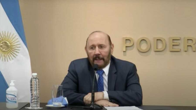 Insfrán lanza una reforma constitucional 