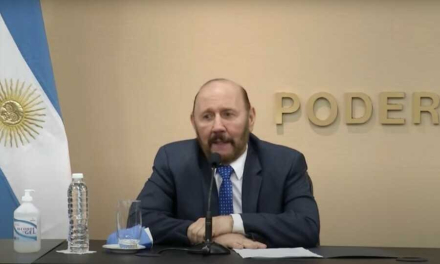 Gildo Insfrán.jpg