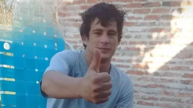 Buscan a un joven de 26 años oriundo de Colonia Benítez
