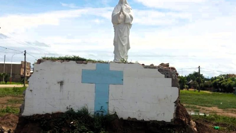 Por la "Virgen blanca", se armó en Quitilipi un lío de padre y señor nuestro