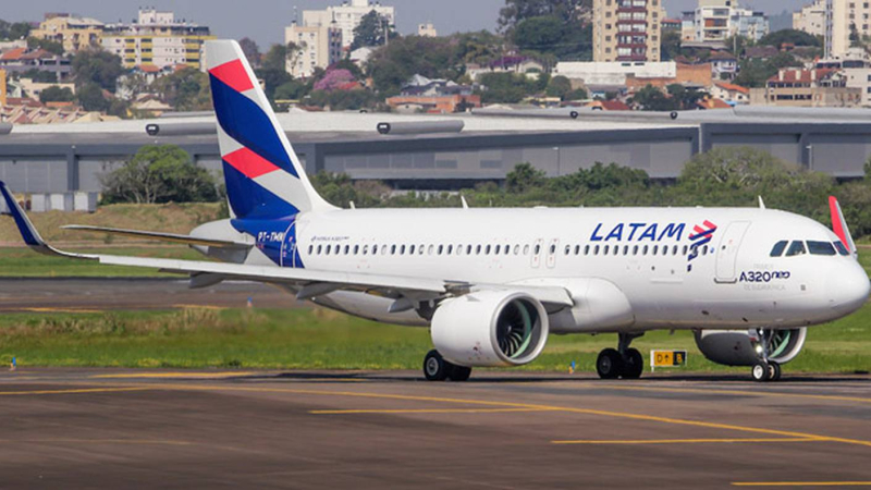 Latam y Aerolíneas Argentinas anuncian acuerdos de código compartido