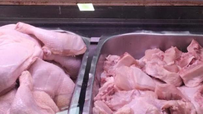 Mesa navideña: los precios llevan a los consumidores hacia la carne de pollo