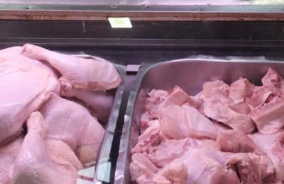 Mesa navideña: los precios llevan a los consumidores hacia la carne de pollo