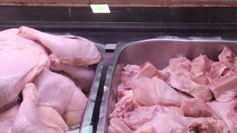 Mesa navideña: los precios llevan a los consumidores hacia la carne de pollo