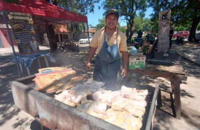 Vendedores de comida callejera no se hacen muchas ilusiones con la Nochebuena