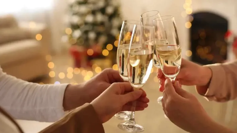 Las Fiestas se pasaron con poca sidra y champagne en medio de la caída del poder adquisitivo
