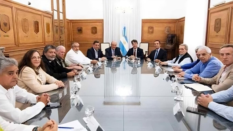 Más flexibilización y precarización con acompañamiento de la CGT 