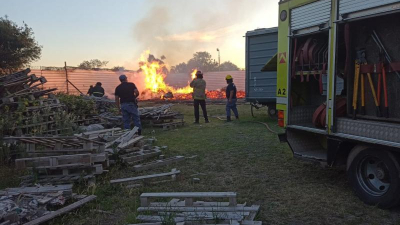 Bomberos piden extremar precauciones por el alto riesgo de incendios