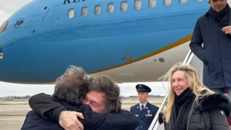 Javier Milei llegó a Estados Unidos para la asunción de Donald Trump como presidente