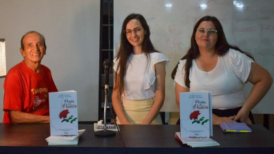 Escritores de Castelli presentaron libros en la Feria Chacú Guaraní