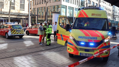 Alemania: un vehículo atropella a una multitud en la ciudad de Mannheim
